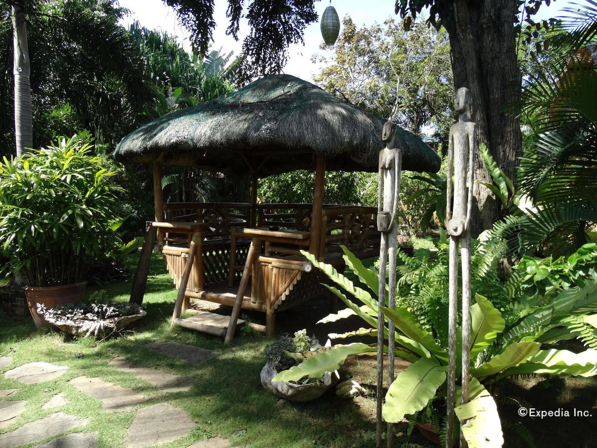 Hibiscus Garden Resort Puerto Princesa Exterior photo