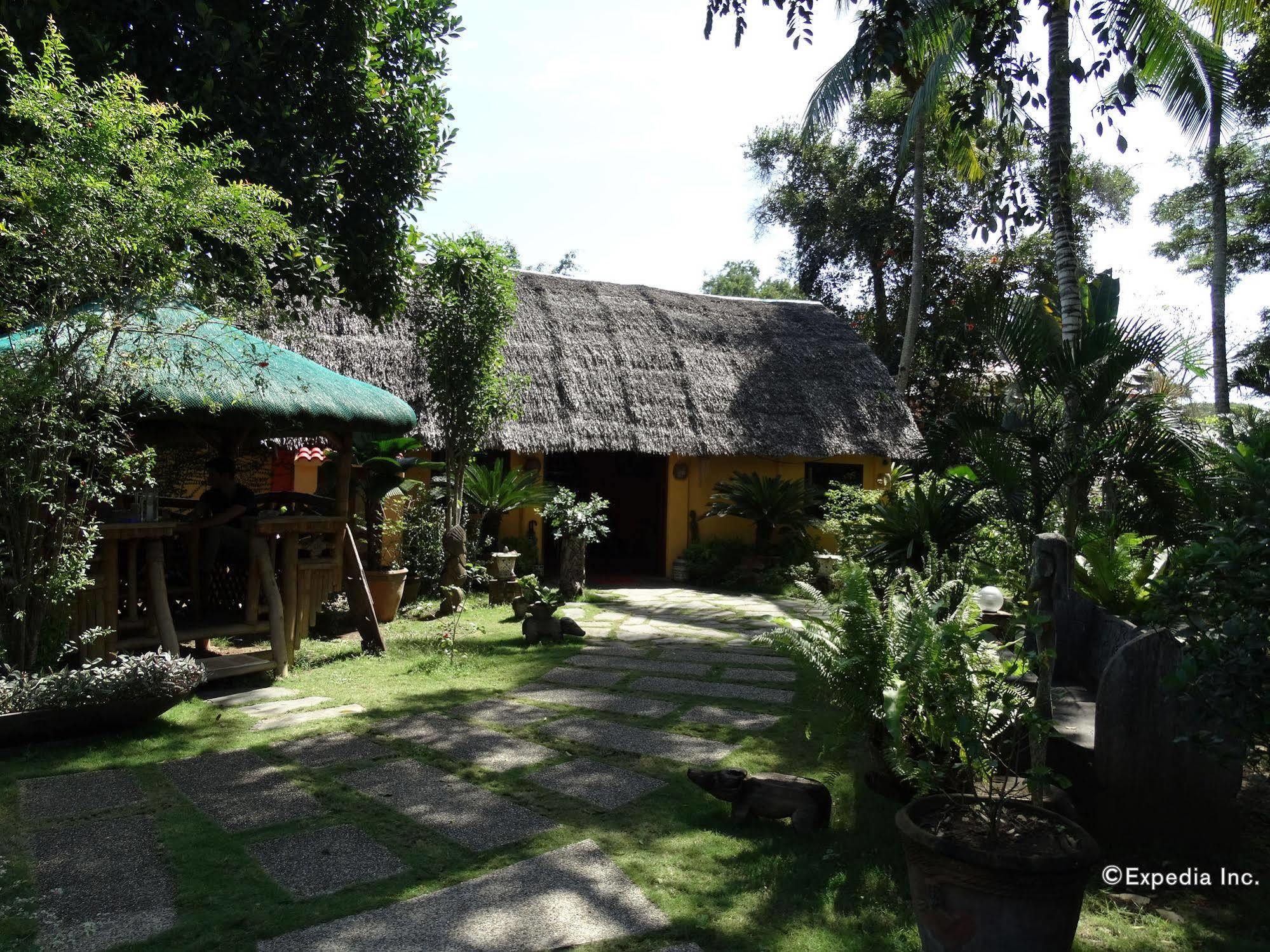 Hibiscus Garden Resort Puerto Princesa Exterior photo