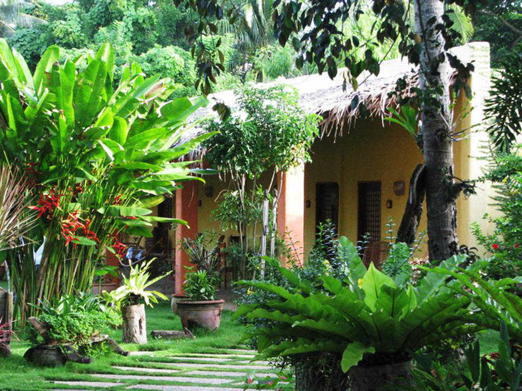 Hibiscus Garden Resort Puerto Princesa Exterior photo